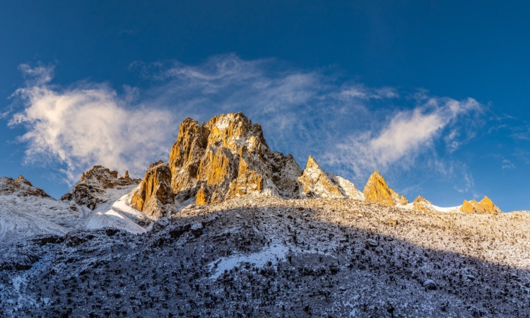 PEAKS OF MOUNT KENYA